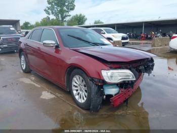  Salvage Chrysler 300