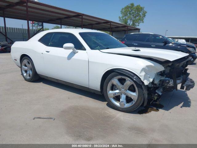  Salvage Dodge Challenger