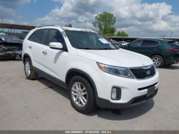  Salvage Kia Sorento