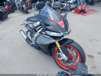  Salvage Aprilia Rsv4