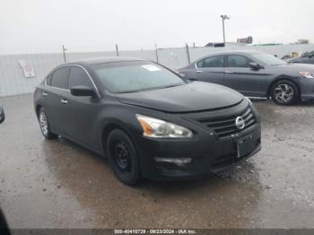  Salvage Nissan Altima