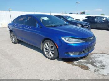  Salvage Chrysler 200