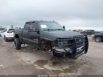  Salvage GMC Sierra 2500