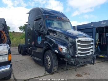  Salvage Freightliner New Cascadia 126