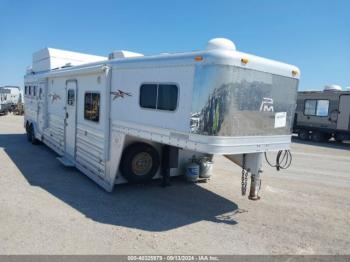  Salvage Platinum Manufacturi Gooseneck Horse Trai