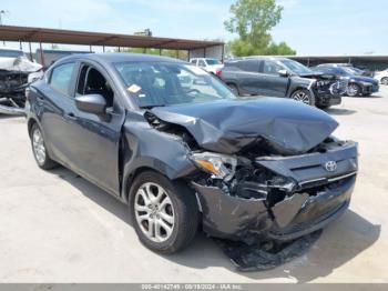  Salvage Toyota Yaris