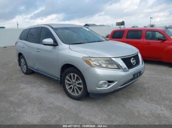  Salvage Nissan Pathfinder