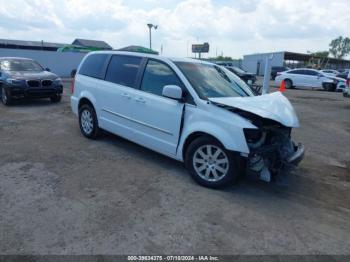  Salvage Chrysler Town & Country