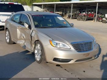  Salvage Chrysler 200