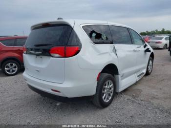  Salvage Chrysler Voyager