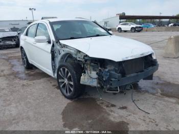  Salvage Chrysler 200