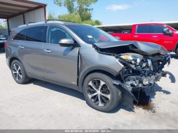  Salvage Kia Sorento