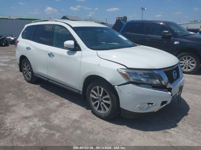  Salvage Nissan Pathfinder