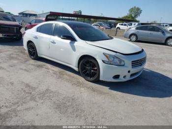  Salvage Nissan Maxima