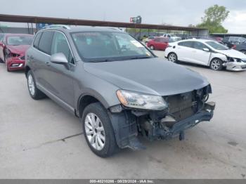  Salvage Volkswagen Touareg