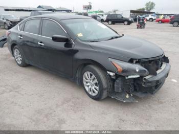  Salvage Nissan Altima