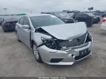  Salvage Nissan Altima