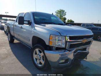  Salvage Chevrolet Silverado 2500