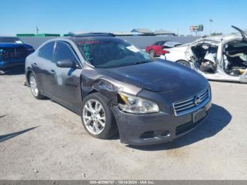  Salvage Nissan Maxima