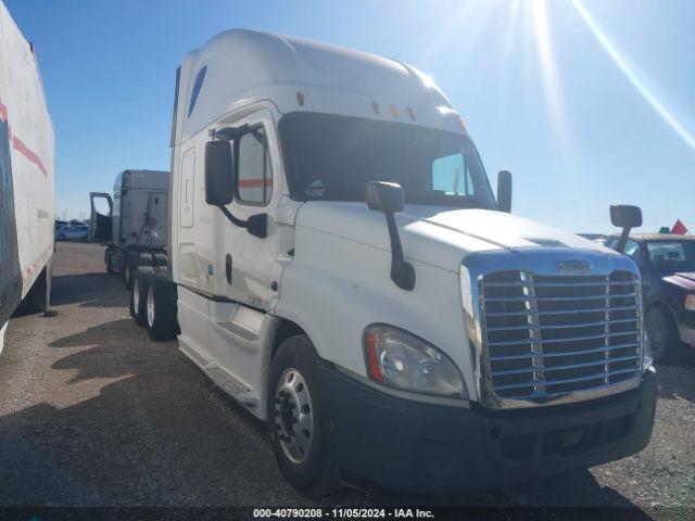  Salvage Freightliner Cascadia 125