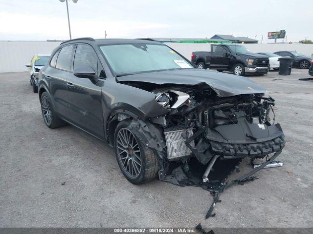  Salvage Porsche Cayenne