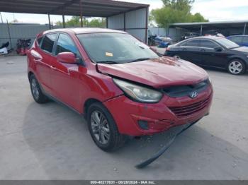  Salvage Hyundai TUCSON