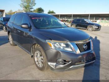  Salvage Nissan Pathfinder