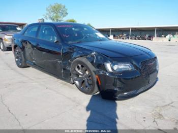  Salvage Chrysler 300