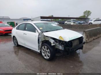  Salvage Kia Forte