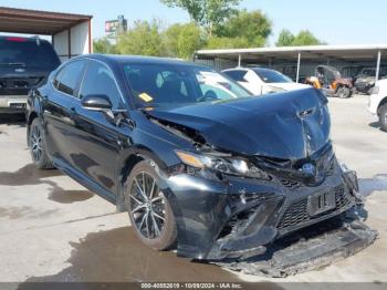  Salvage Toyota Camry