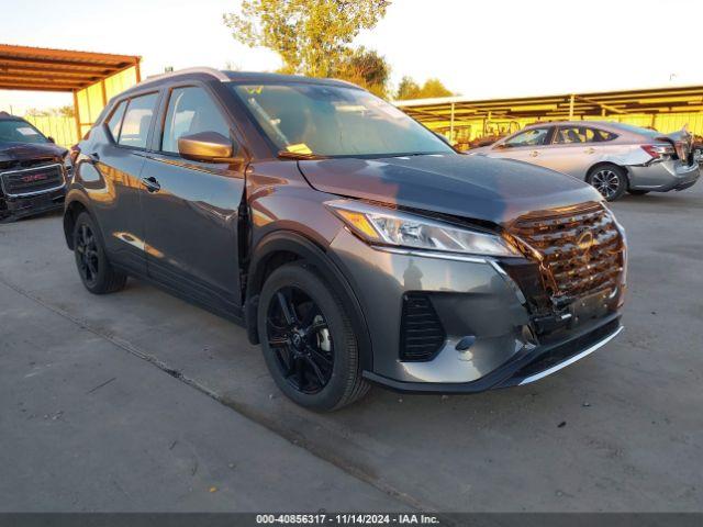  Salvage Nissan Kicks