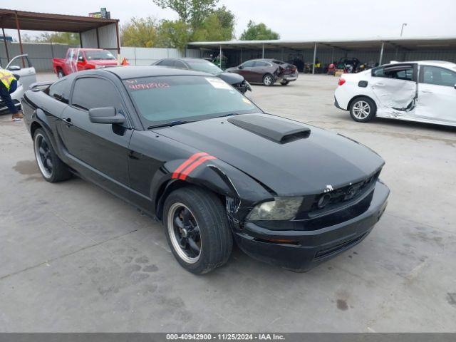  Salvage Ford Mustang