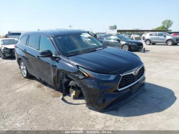  Salvage Toyota Highlander