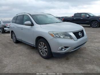  Salvage Nissan Pathfinder