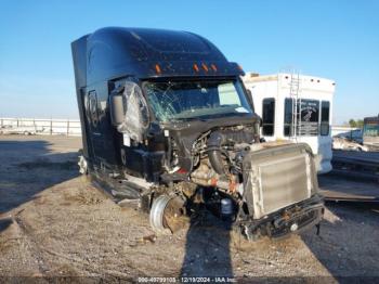  Salvage Freightliner New Cascadia 126