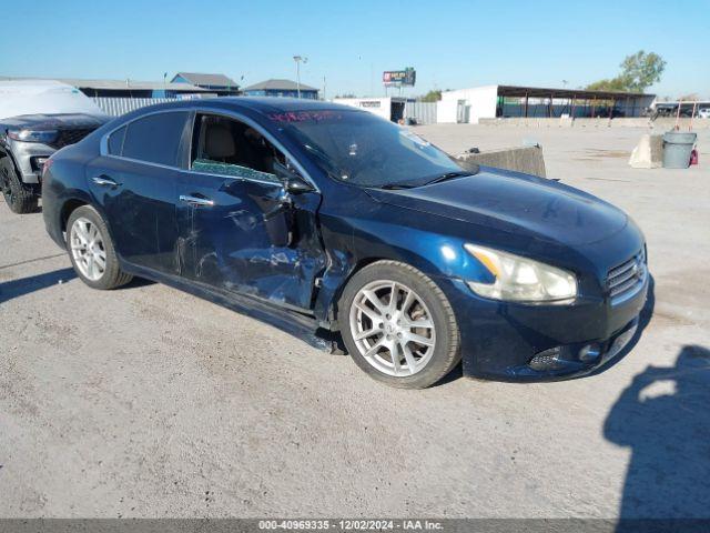  Salvage Nissan Maxima