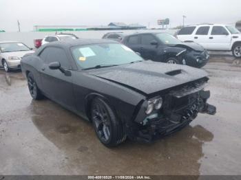  Salvage Dodge Challenger