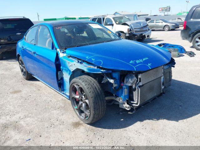  Salvage Alfa Romeo Giulia