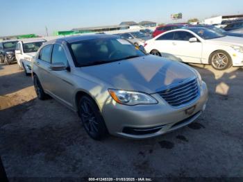  Salvage Chrysler 200