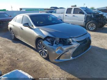  Salvage Lexus Es