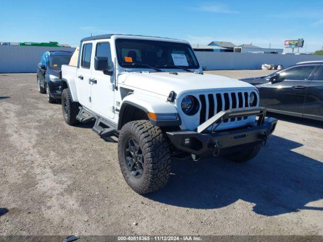  Salvage Jeep Gladiator