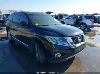  Salvage Nissan Pathfinder