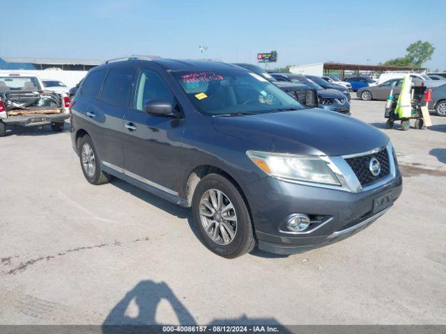  Salvage Nissan Pathfinder