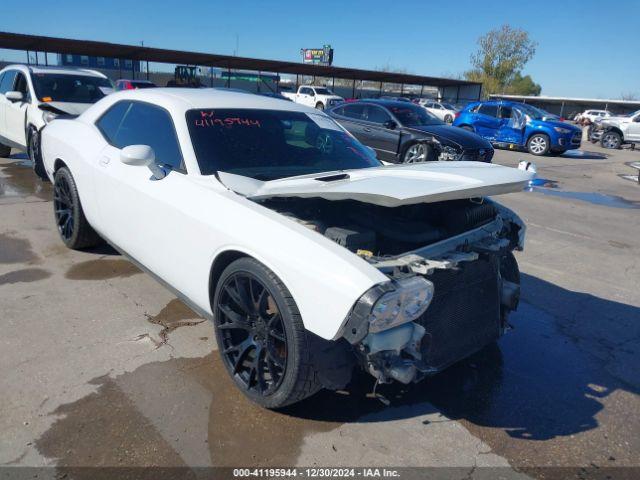  Salvage Dodge Challenger