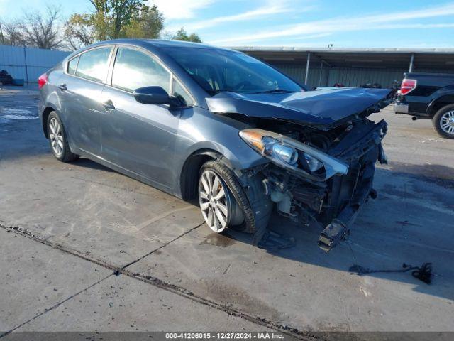  Salvage Kia Forte