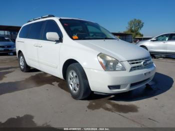  Salvage Kia Sedona