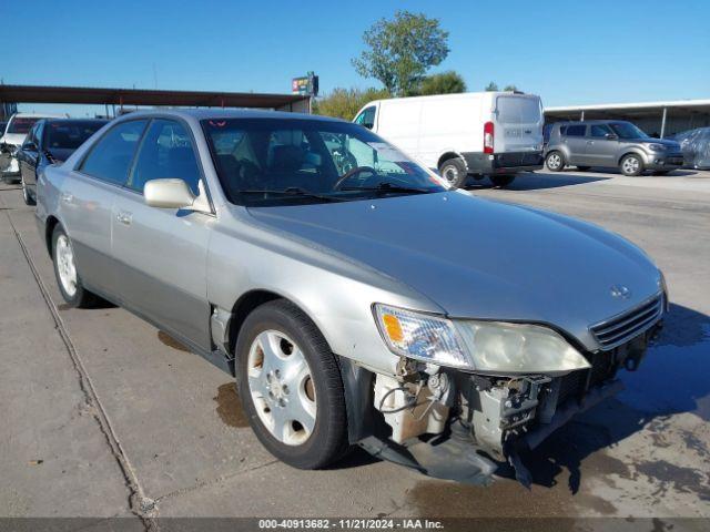  Salvage Lexus Es