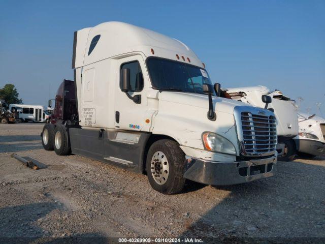  Salvage Freightliner Cascadia 125