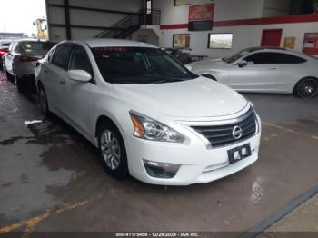  Salvage Nissan Altima