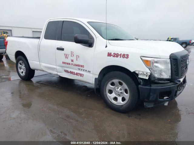  Salvage Nissan Titan